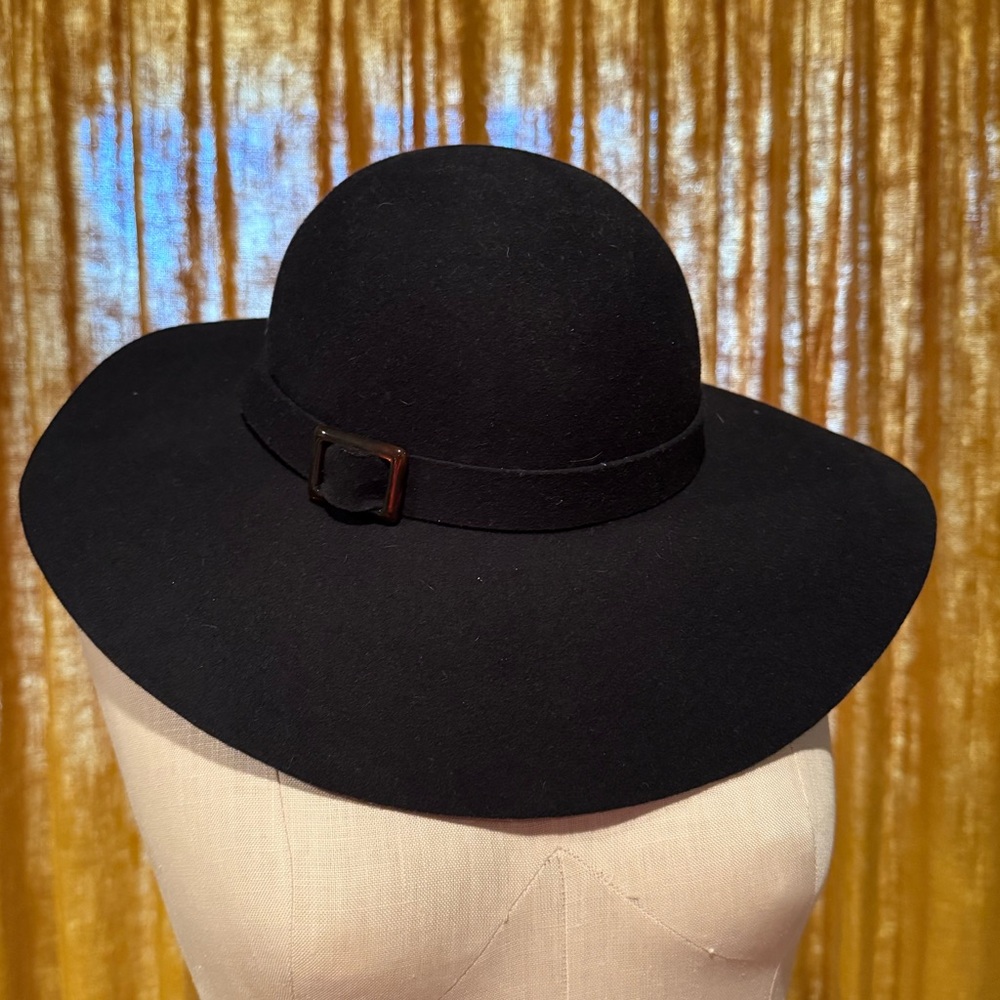 Kate Landry Hat
